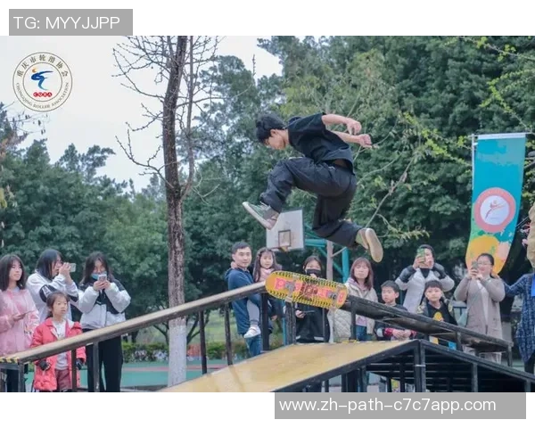 重庆滑板队比赛经验分享与技巧探讨助力滑板运动发展